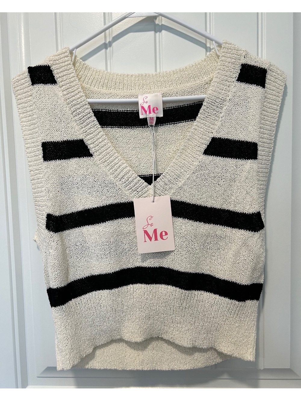 NWT So Me cropped sweater vest in cream and black stripes preppy